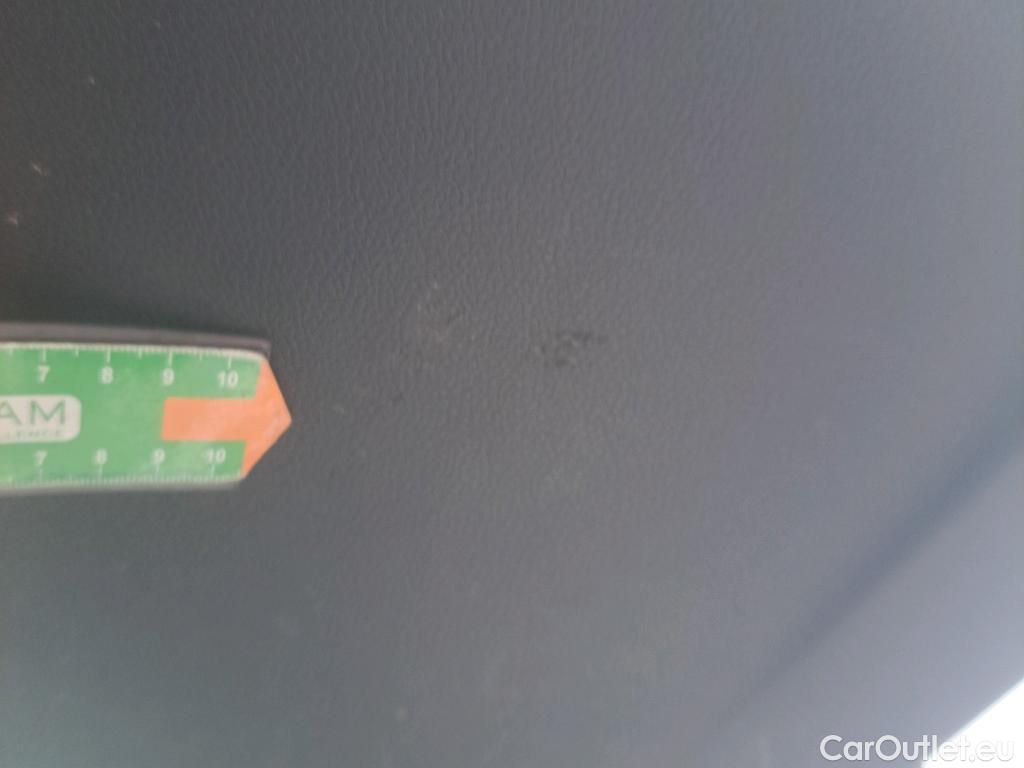  Skoda  KAMIQ SKODA  1.0 TSI 81kW (110CV) DSG Ambition #16