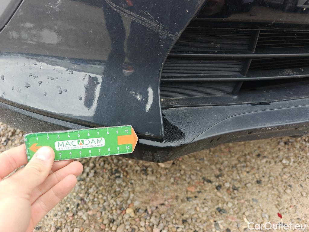  KIA  Sportage KIA  1.6MHEV Drive 100kW(136CV) 4x2(Crist Tintados) #48