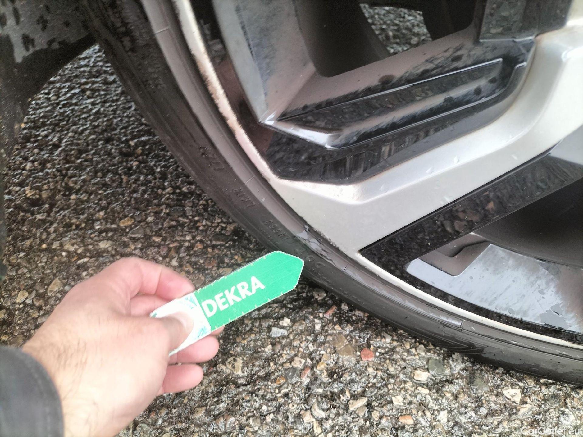  Audi  A1 Sportback AUDI A1 / 2018 / 5P / berlina con portón Sportback Adrenalin 25 TFSI 70kW (95CV)(SP)(SL) #53