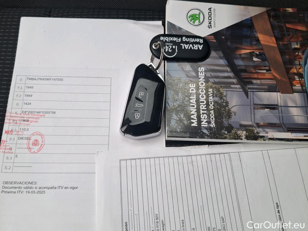  Skoda  Octavia SKODA  / 2020 / 5P / berlina con portón 2.0 TDI 110kW (150CV) Manual Ambition #2