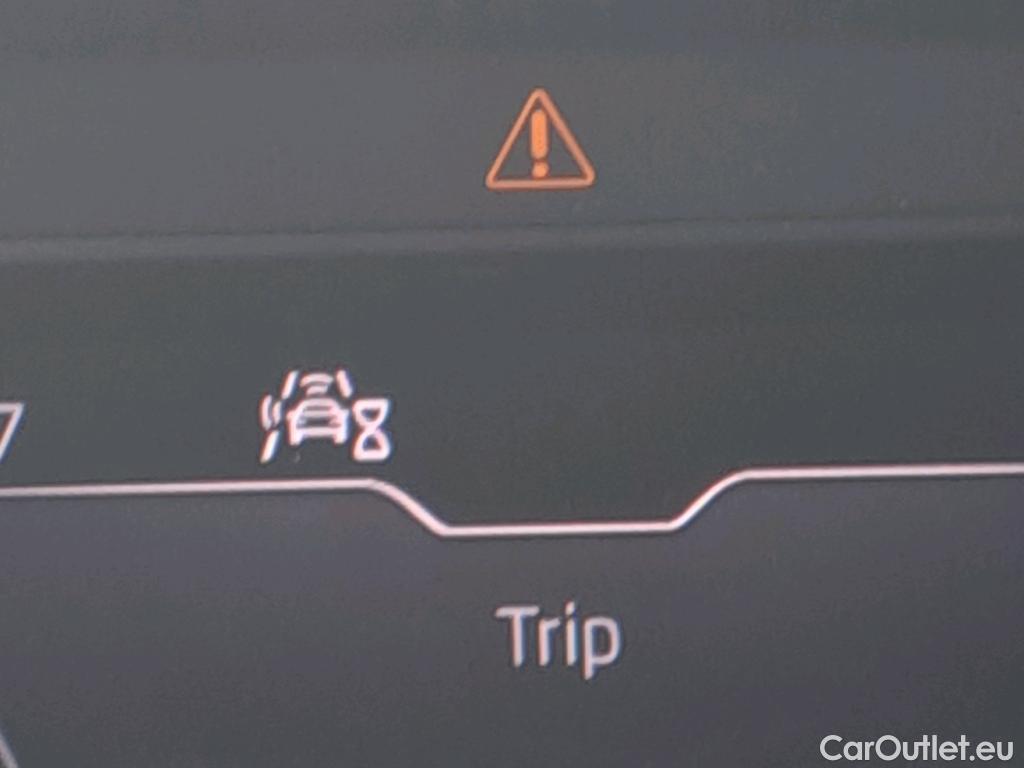  Skoda  KAMIQ SKODA  1.0 TSI 81kW (110CV) DSG Ambition #44