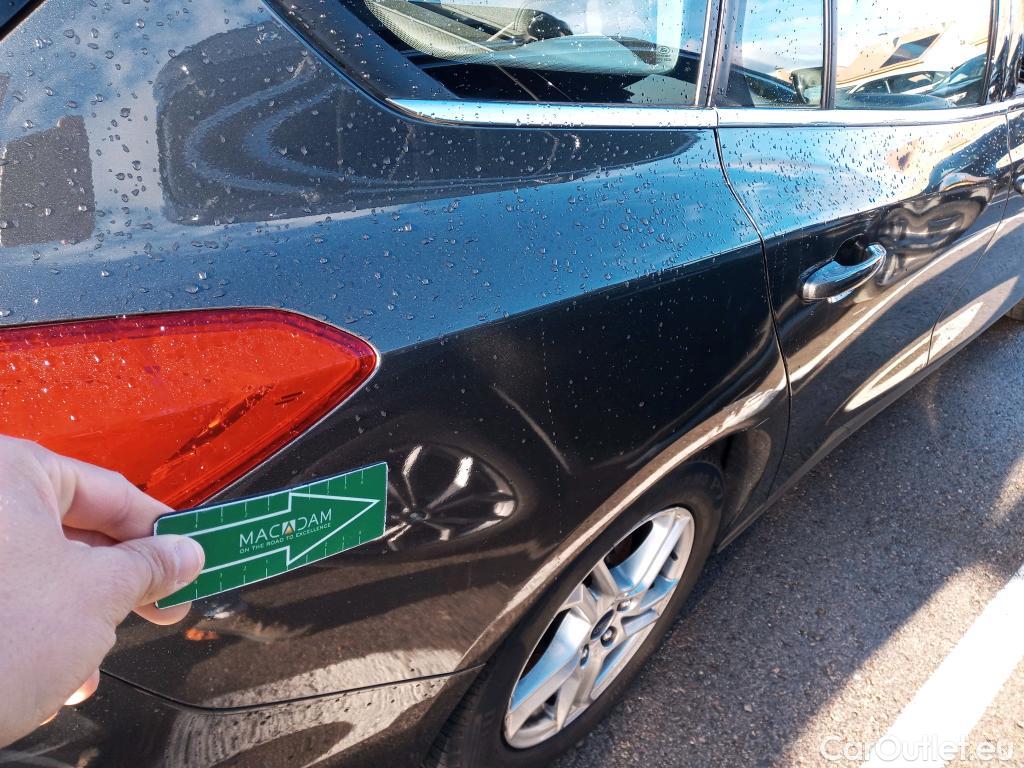  Ford  Focus FORD  / 2018 / 5P / familiar 1.0 Ecoboost 92kW Trend+ SB #18