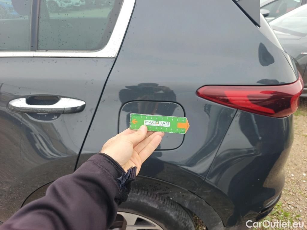  KIA  Sportage KIA  1.6MHEV Drive 100kW(136CV) 4x2(Crist Tintados) #13