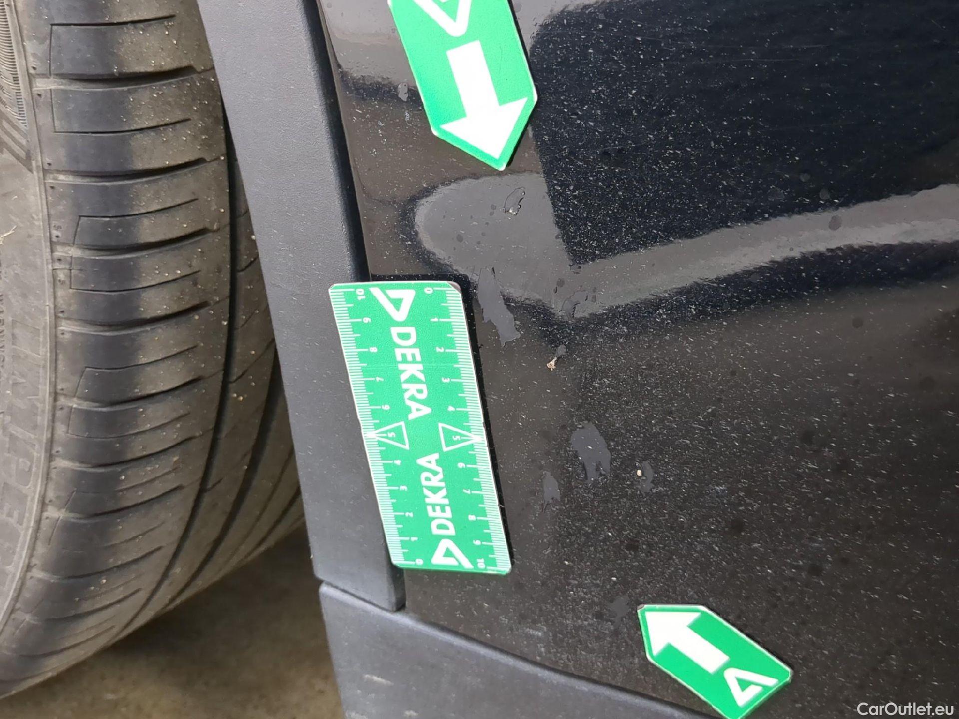  Tesla  Model Y TESLA  / 2020 / 5P / SUV Performance Dual Motor AWD #16