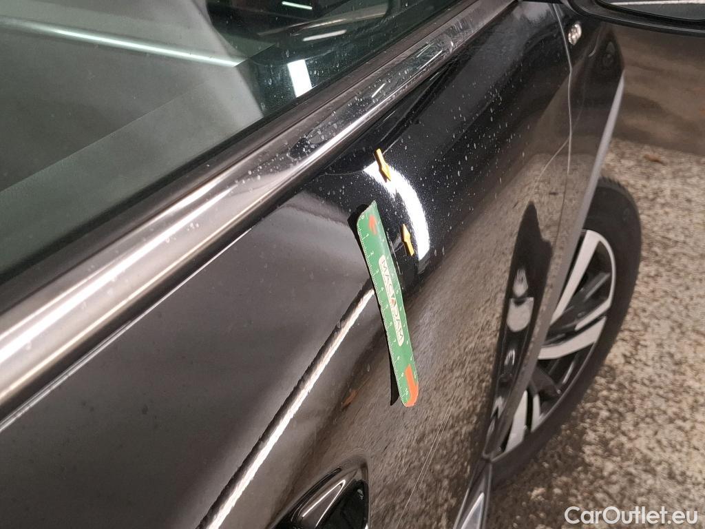  Peugeot  5008  GT Line 1.5 HDi 130CV BVA8 E6dT #8