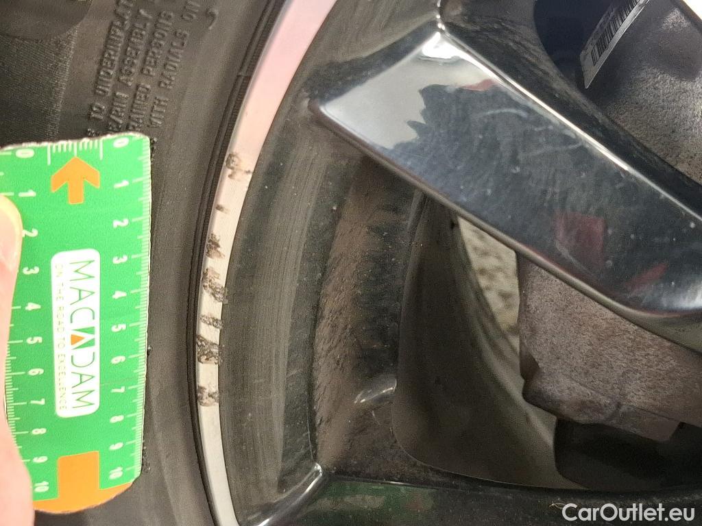  Peugeot  5008  GT Line 1.5 HDi 130CV BVA8 E6dT #29