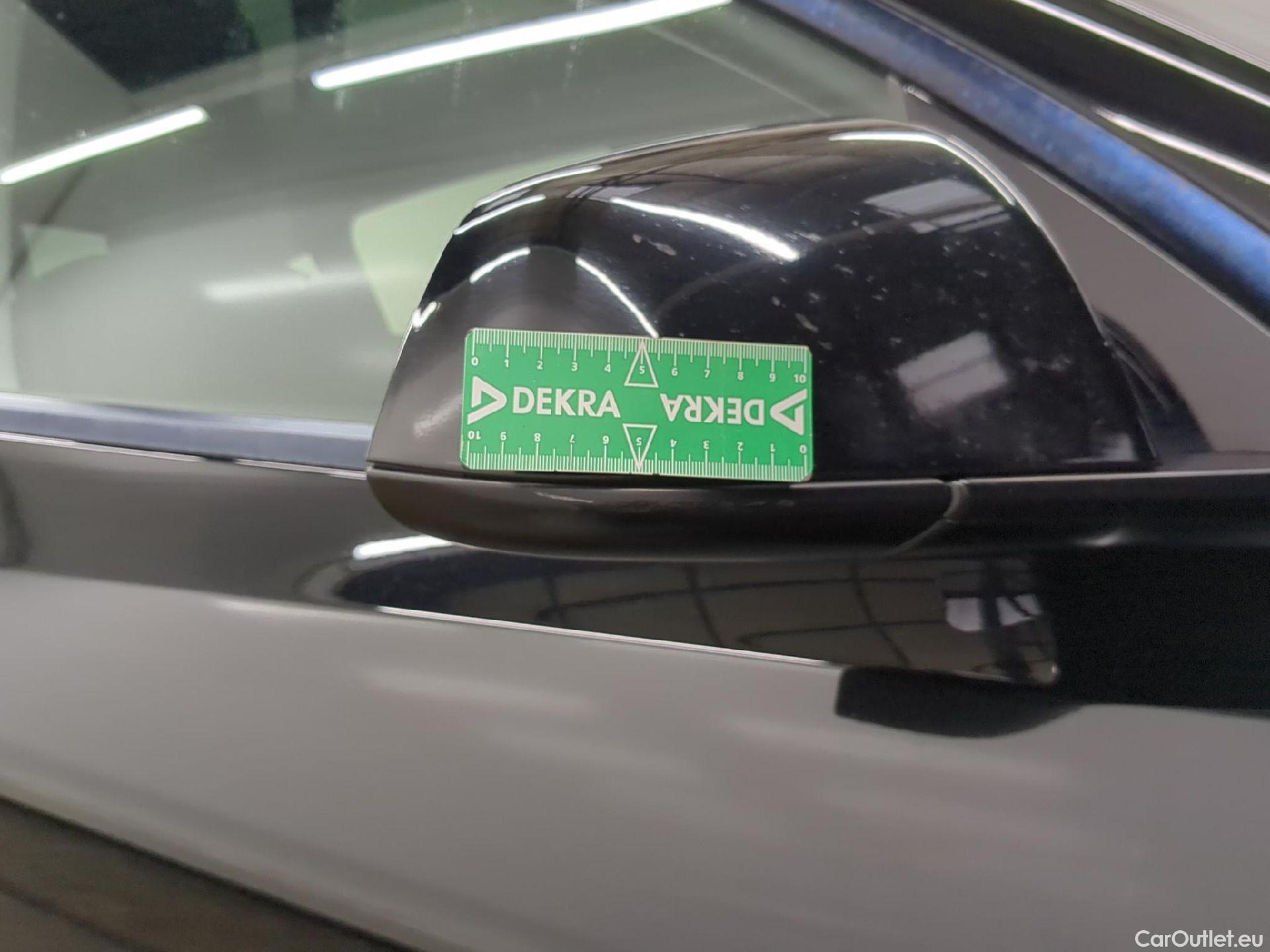  Tesla  Model Y TESLA  / 2020 / 5P / SUV Performance Dual Motor AWD #19