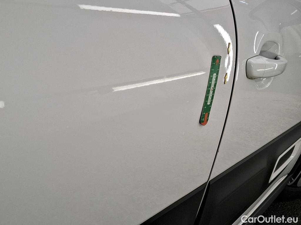  Citroen  C3 CITROEN  Société 2020 5P Berline BlueHDi 100 BVM6 Feel Nav #4