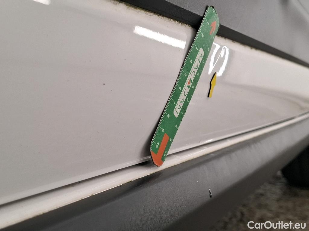  Citroen  C3 CITROEN  Société 2020 5P Berline BlueHDi 100 BVM6 Feel Nav #2