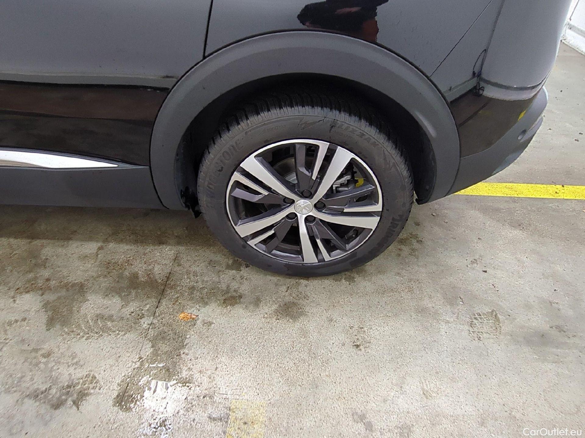  Peugeot  3008  Allure 1.5 HDi 130CV BVA8 E6d #1