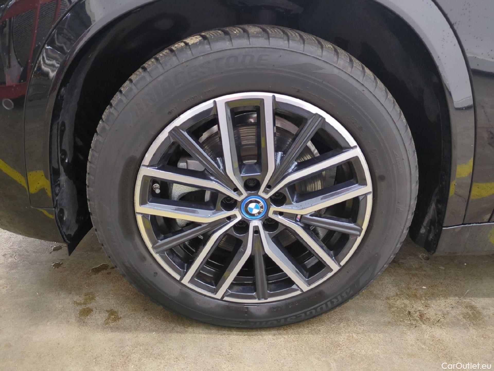  Bmw  X1 BMW  / 2022 / 5P / SUV xDrive25e M Sport DKG7 #1