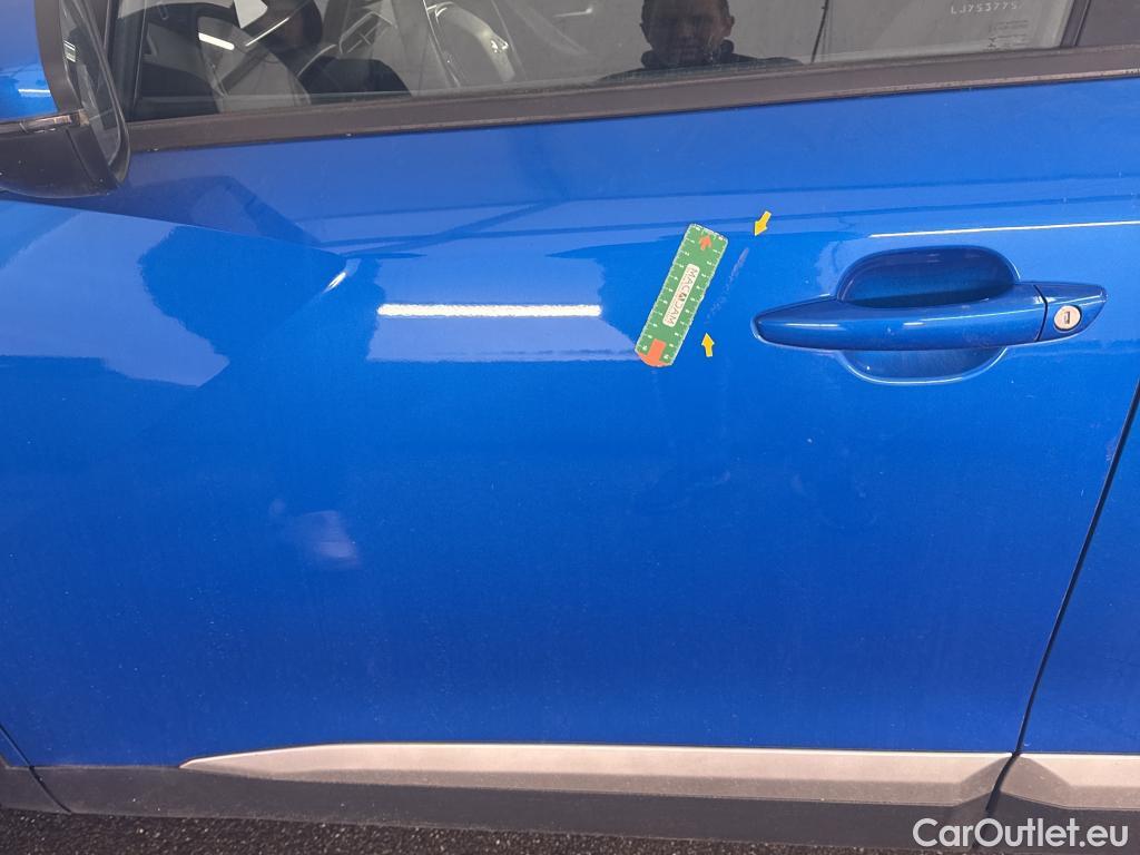  Peugeot  2008 PEUGEOT  / 2019 / 5P / Crossover 1.5 BLUEHDI 100 S&S ALLURE BUSINESS #9