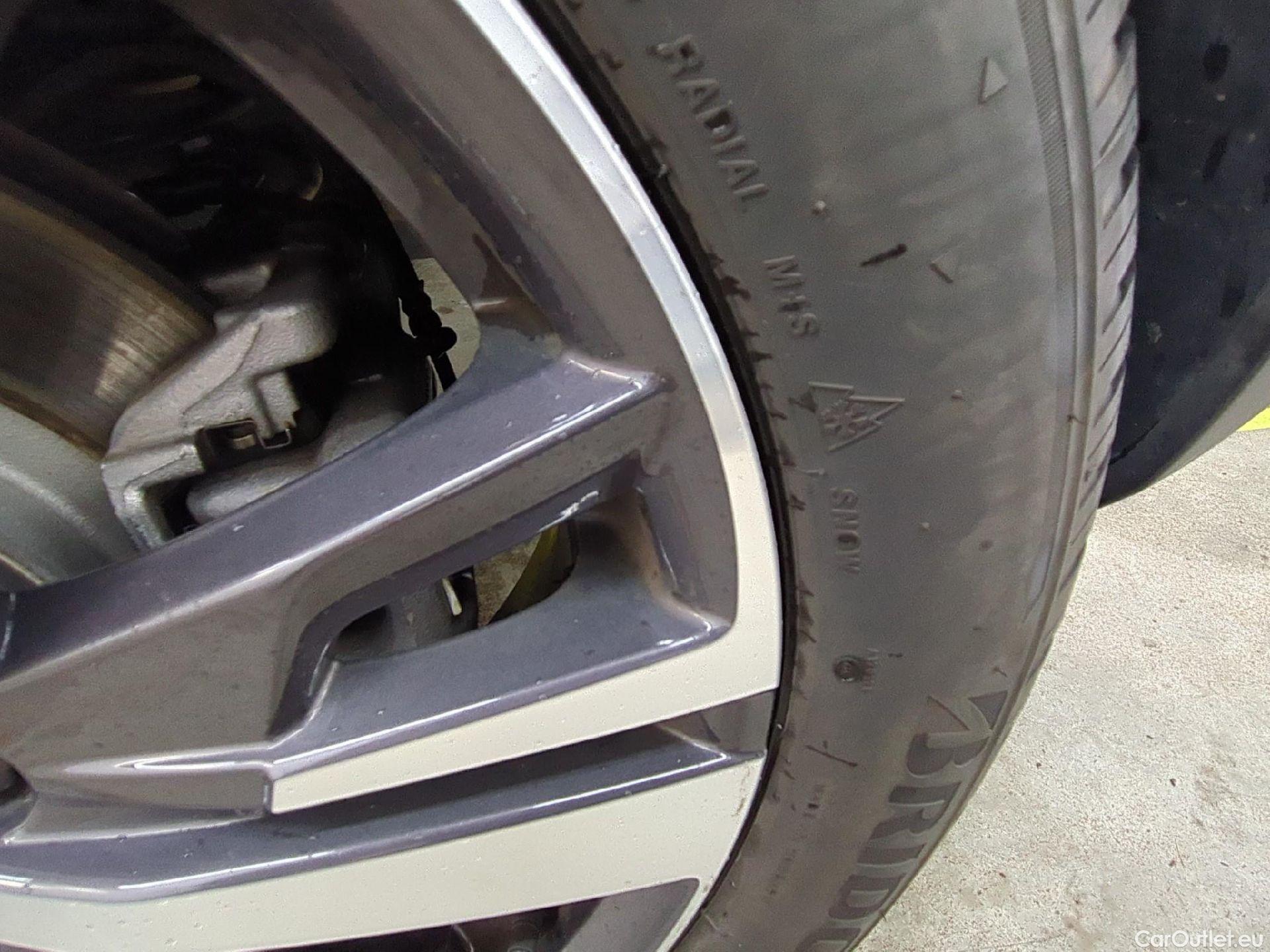  Peugeot  3008  Allure 1.5 HDi 130CV BVA8 E6d #2