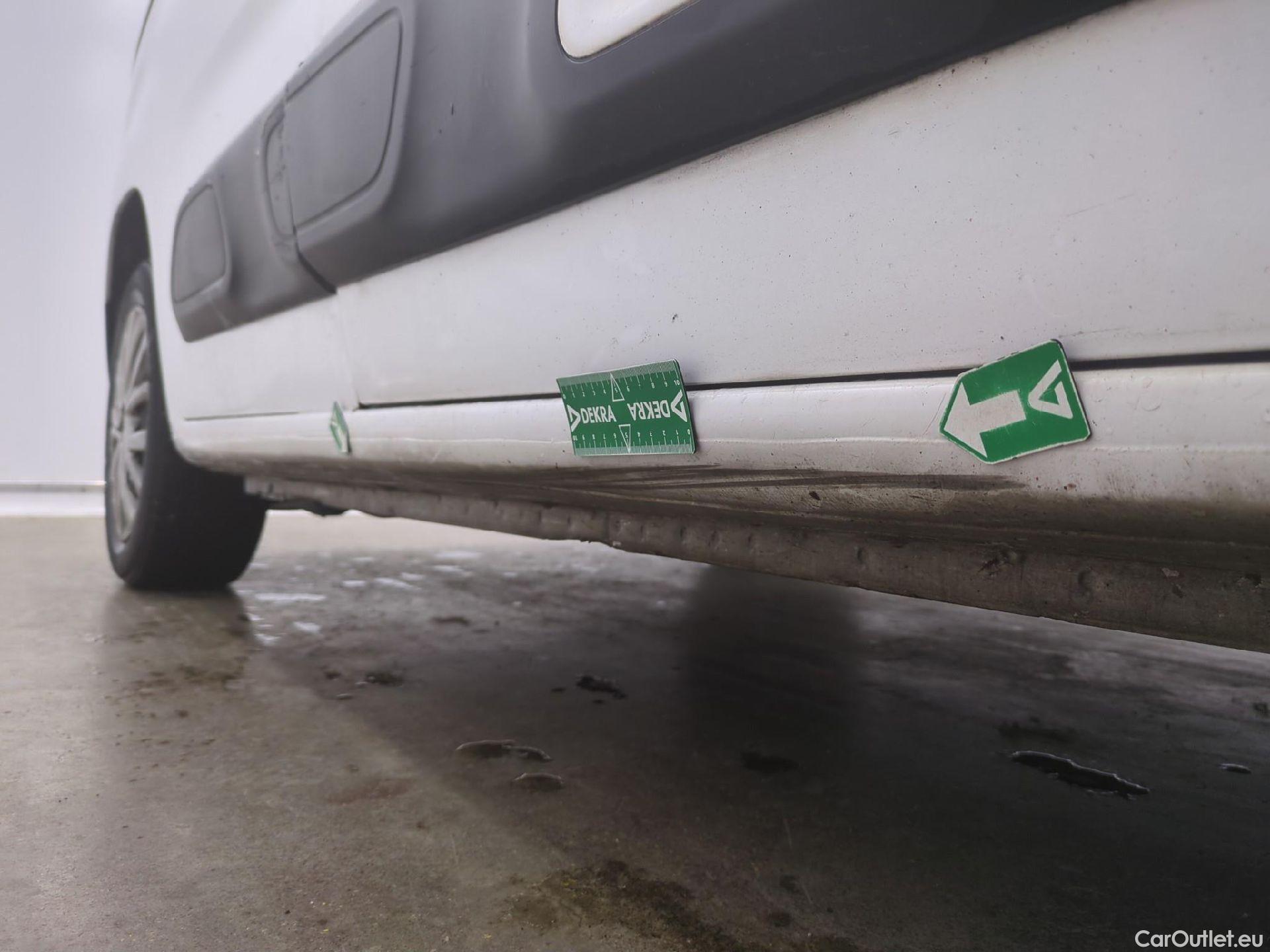  Citroen  Berlingo  Feel M 1.2 PureTech 110CV BVM6 E6dT #48