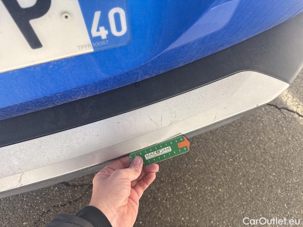  Peugeot  2008 PEUGEOT  / 2019 / 5P / Crossover 1.5 BLUEHDI 100 S&S ALLURE BUSINESS #7