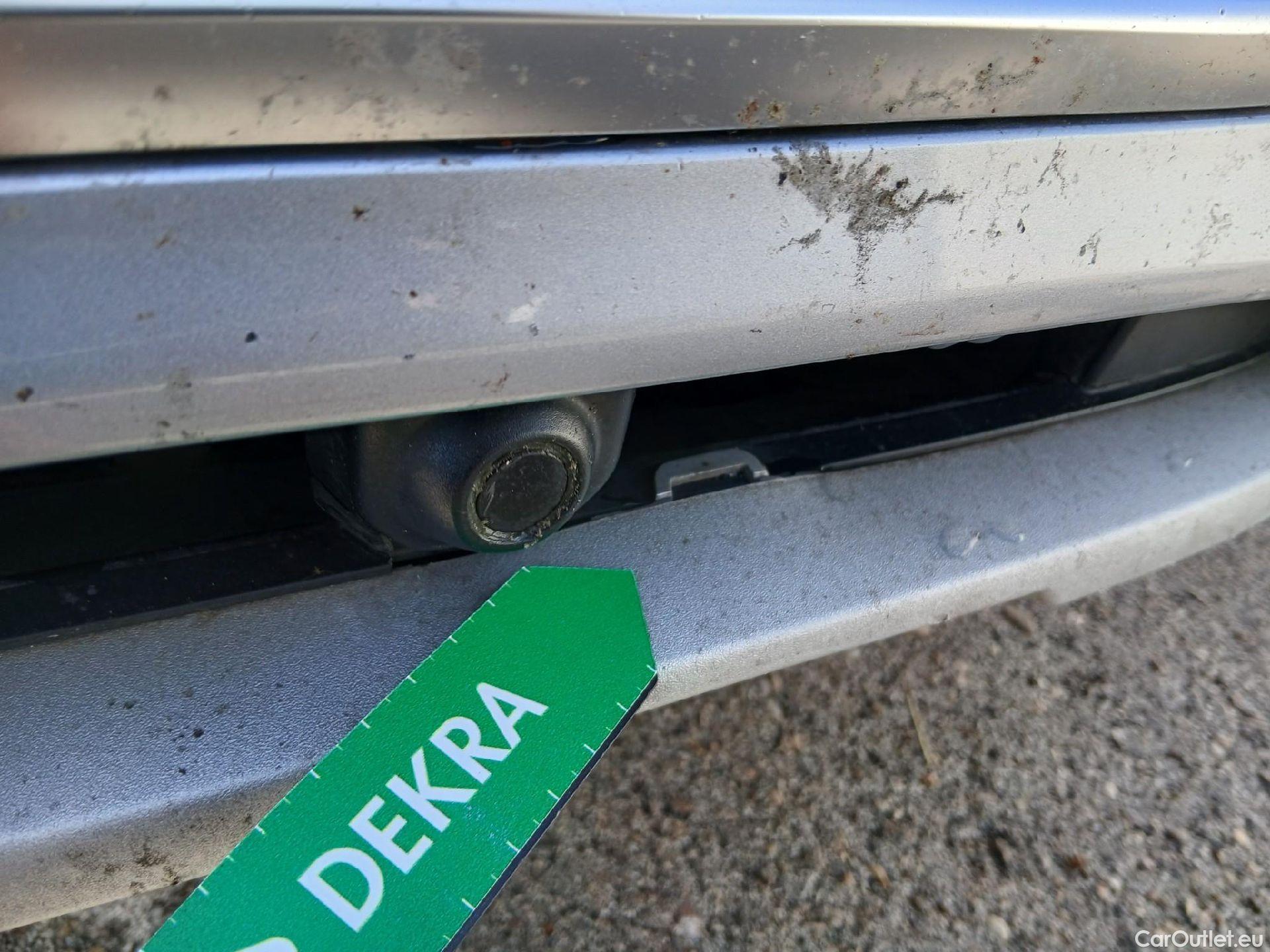  Land Rover  Discovery AUDI Q5 / 2020 / 5P / todoterreno Advanced 35 TDI 120kW S tronic (AC6) #9