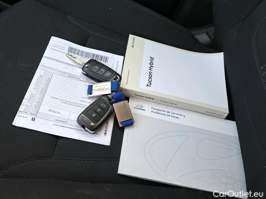  Hyundai  Tucson HYUNDAI  / 2020 / 5P / todoterreno 1.6 TGDI 169kW HEV Maxx Auto S/Cable Re. #8