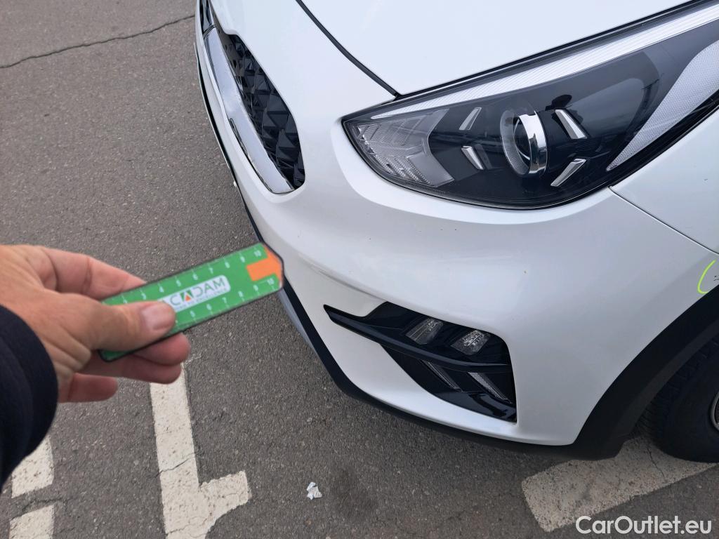  KIA  Niro KIA  / 2019 / 5P / crossover 1.6 GDi HEV 104kW (141CV) Drive #5