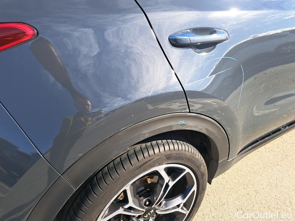  KIA  Sportage KIA  / 2018 / 5P / todoterreno 1.6 T-GDi GT Line Xtreme 130kW DCT 4x2 #18