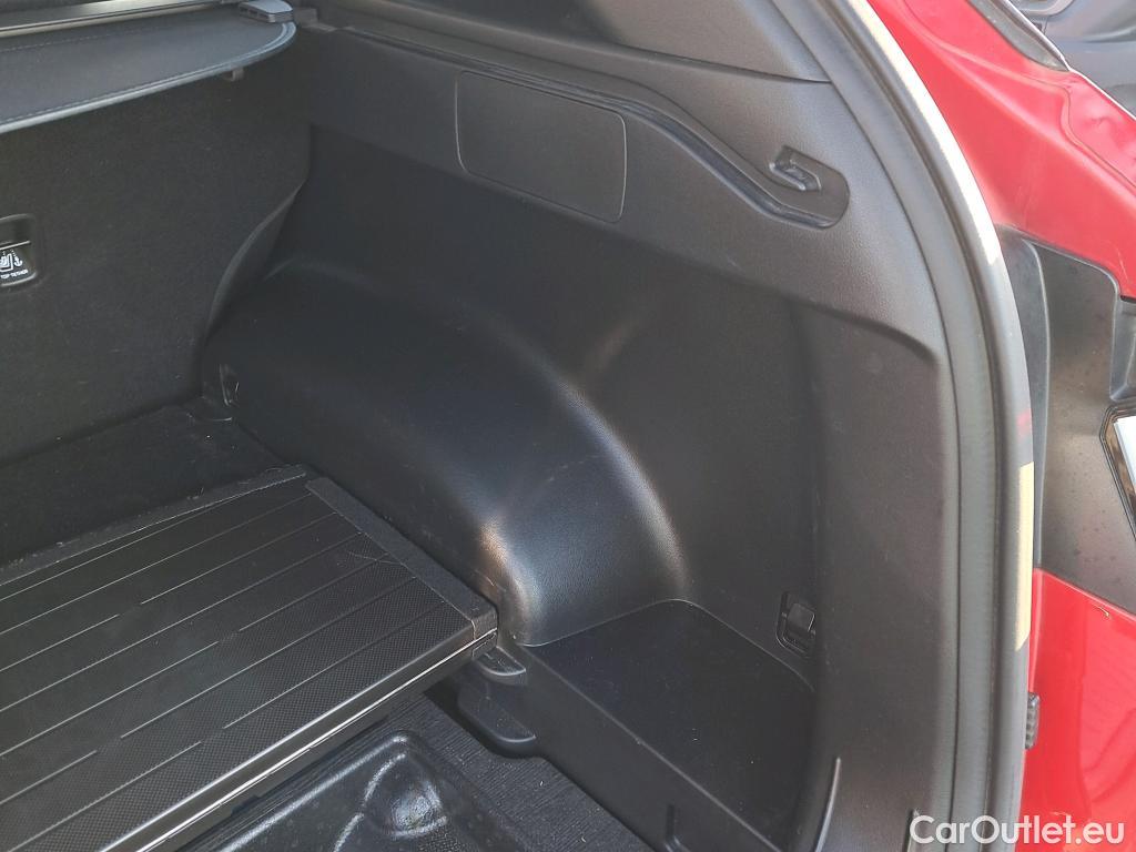  Hyundai  Tucson HYUNDAI  / 2020 / 5P / todoterreno 1.6 TGDI 169kW HEV Maxx Auto S/Cable Re. #11