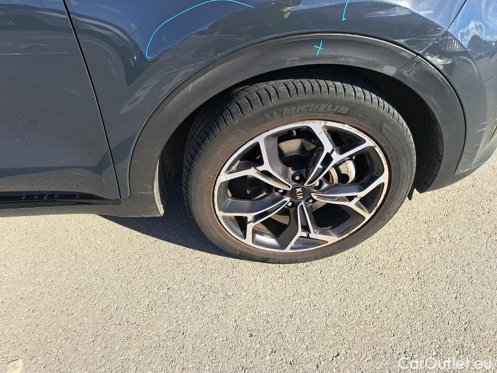  KIA  Sportage KIA  / 2018 / 5P / todoterreno 1.6 T-GDi GT Line Xtreme 130kW DCT 4x2 #60