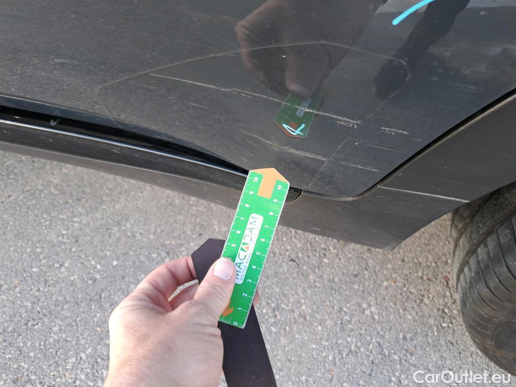  KIA  Sportage KIA  / 2018 / 5P / todoterreno 1.6 T-GDi GT Line Xtreme 130kW DCT 4x2 #47