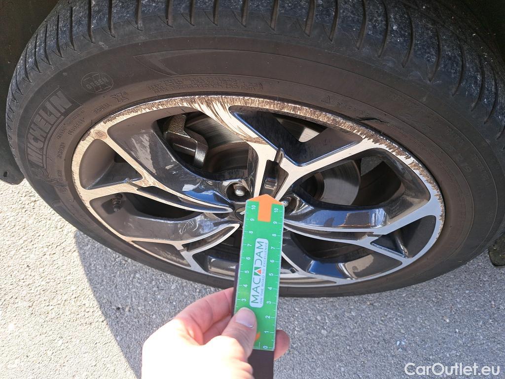  KIA  Sportage KIA  / 2018 / 5P / todoterreno 1.6 T-GDi GT Line Xtreme 130kW DCT 4x2 #8