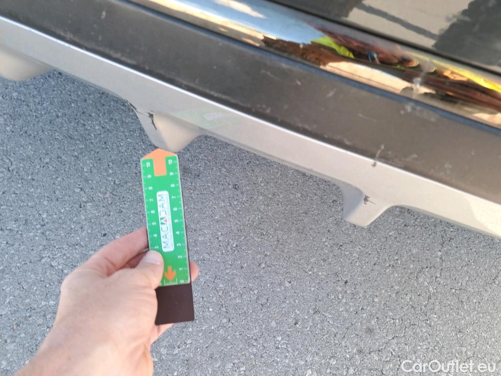  KIA  Sportage KIA  / 2018 / 5P / todoterreno 1.6 T-GDi GT Line Xtreme 130kW DCT 4x2 #37