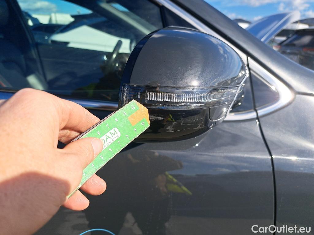  KIA  Sportage KIA  / 2018 / 5P / todoterreno 1.6 T-GDi GT Line Xtreme 130kW DCT 4x2 #44