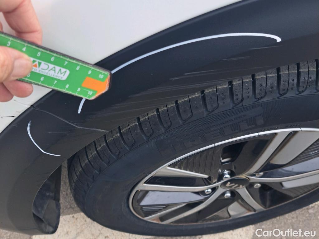  KIA  Niro KIA  / 2019 / 5P / crossover 1.6 GDi HEV 104kW (141CV) Drive #4