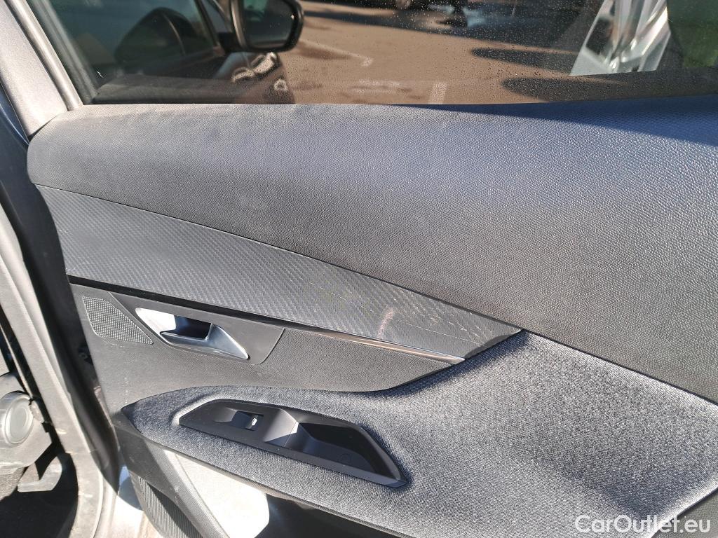  Peugeot  3008 PEUGEOT  / 2020 / 5P / todoterreno 1.5 BlueHDi 96kW (130CV) S&S Active Pack (AC3) #17