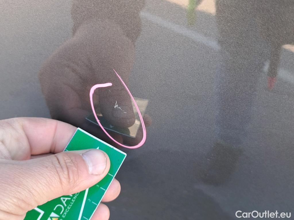  Peugeot  3008 PEUGEOT  / 2020 / 5P / todoterreno 1.5 BlueHDi 96kW (130CV) S&S Active Pack (AC3) #24