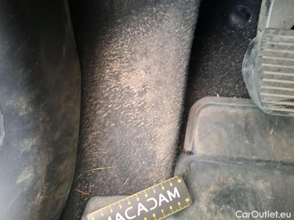  Citroen  C3 CITROEN  Société VU 5p Berline BlueHDi 100 S&S BVM Feel #29