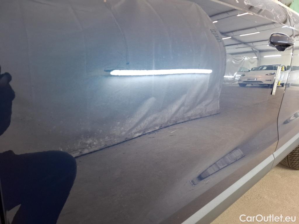  Audi  Q3 AUDI  5p SUV 2.0 35 TDI 150 S TRONIC BUSINESS LINE #8