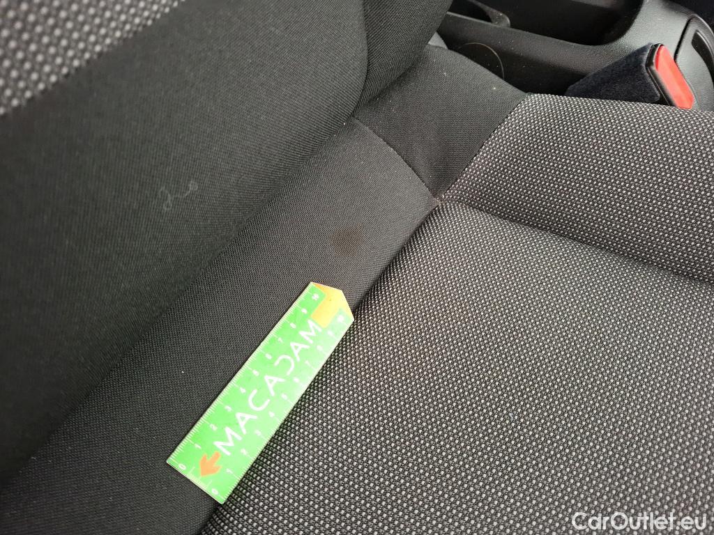  Citroen  C3 CITROEN  / 2016 / 5P / Berline PureTech 110 S&S BVM Shine Business #11