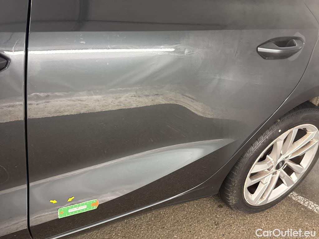  Audi  A3 AUDI  Sportback / 2020 / 5P / Berline 40 TFSI e 204 S Tronic Business Line #42