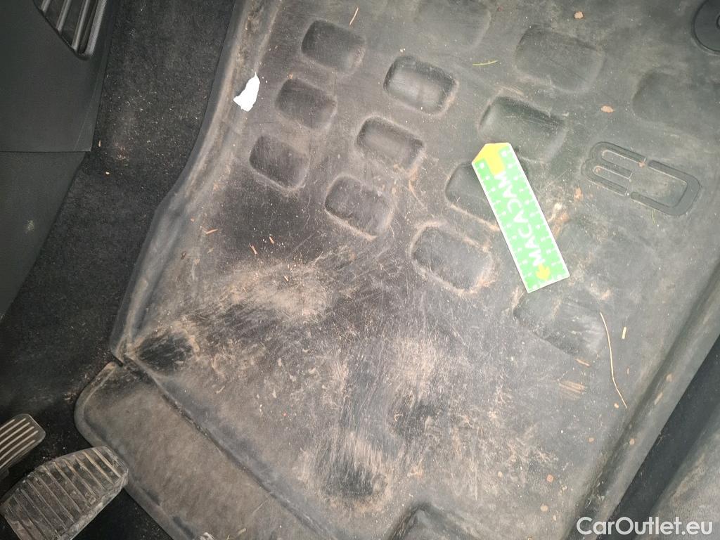  Citroen  C3 CITROEN  Société VU 5p Berline BlueHDi 100 S&S BVM Feel #27