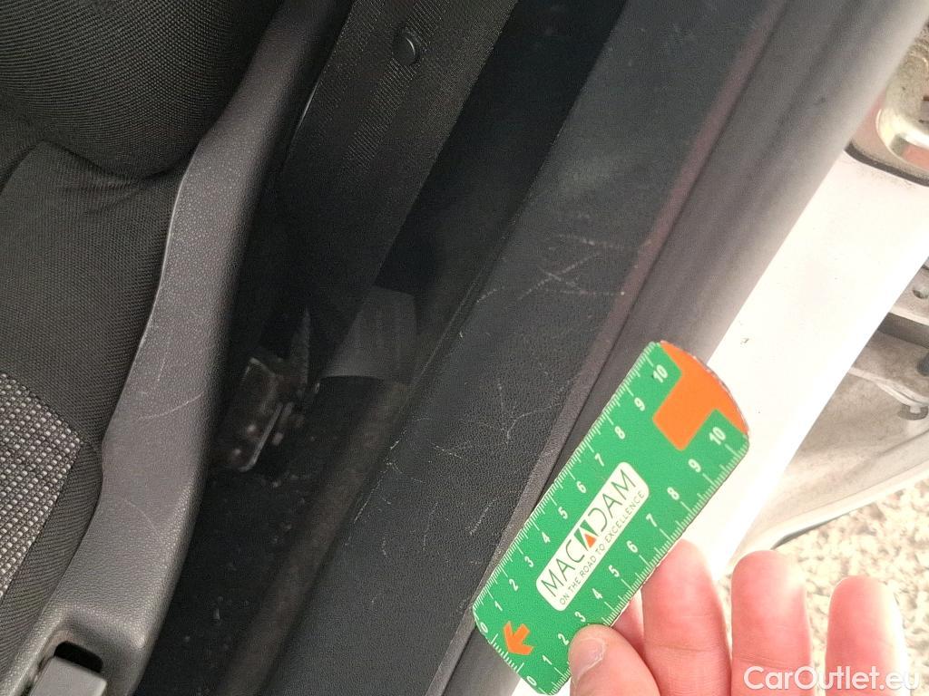  Citroen  C3  Société Feel 1.5 BlueHDI 100CV BVM6 E6dT #6