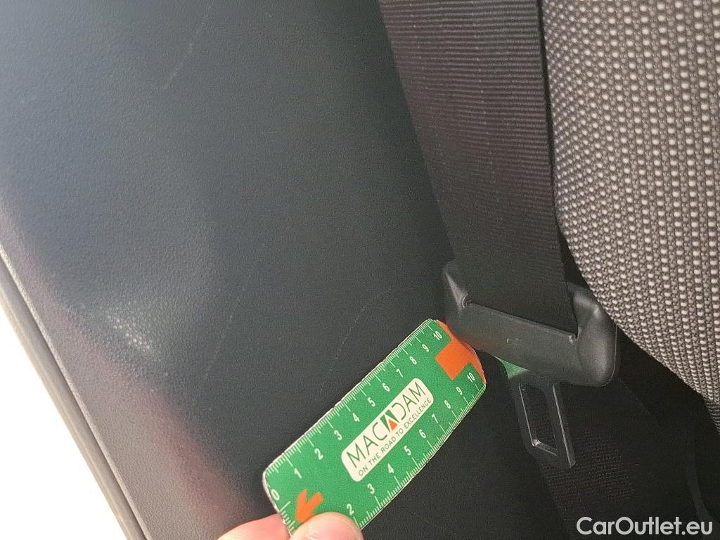  Citroen  C3  Société Feel 1.5 BlueHDI 100CV BVM6 E6dT #8