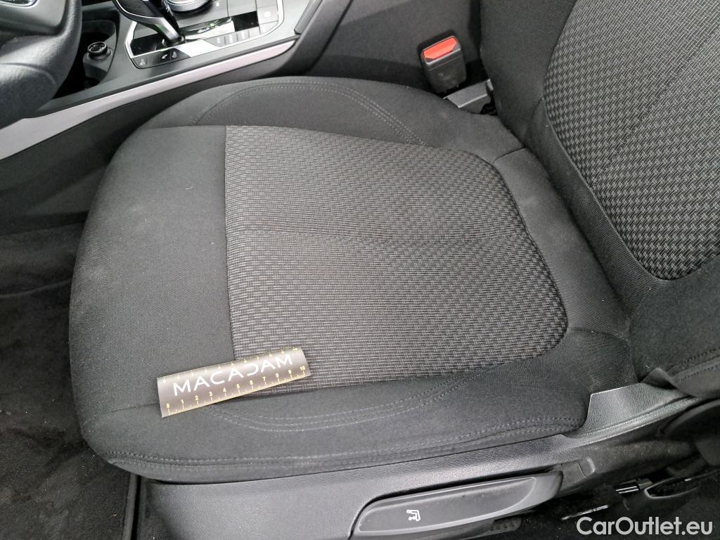  Bmw  Serie 1 BMW Série 1 / 2019 / 5P / Berline 116i DKG7 Business Design #9