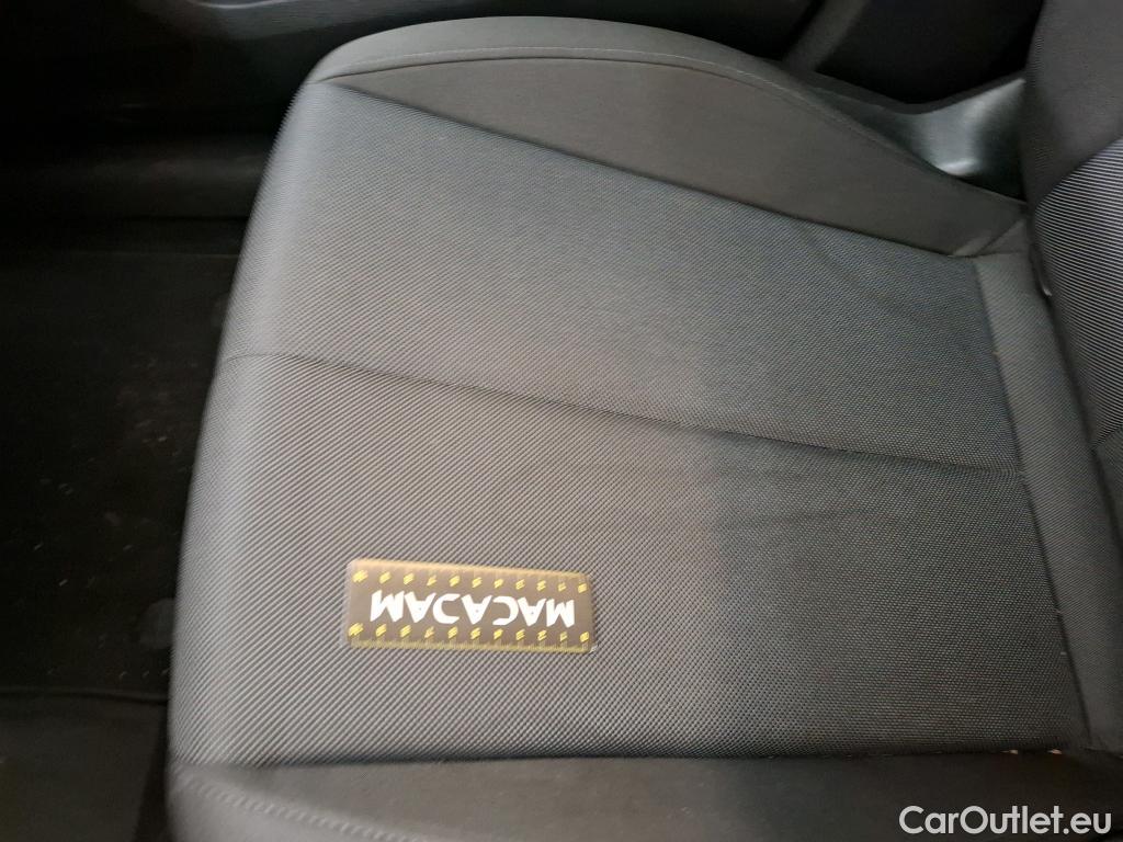  Audi  Q3 AUDI  5p SUV 2.0 35 TDI 150 S TRONIC BUSINESS LINE #10