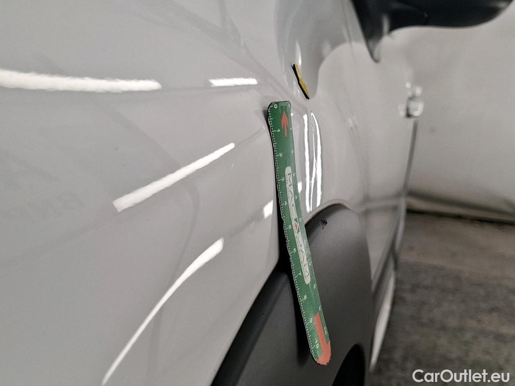  Citroen  C3  Société Feel 1.5 BlueHDI 100CV BVM6 E6dT #2