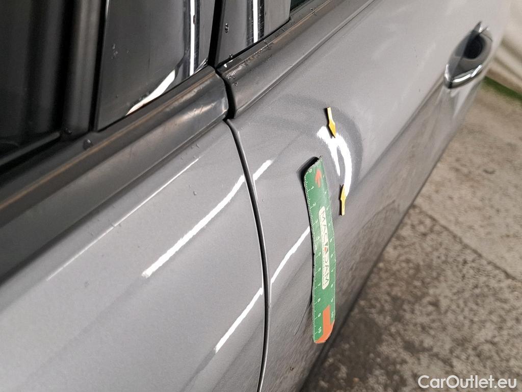  Citroen  C4 CITROEN  / 2020 / 5P / Berline PureTech 100 S&S BVM6 Live Pack Business #21