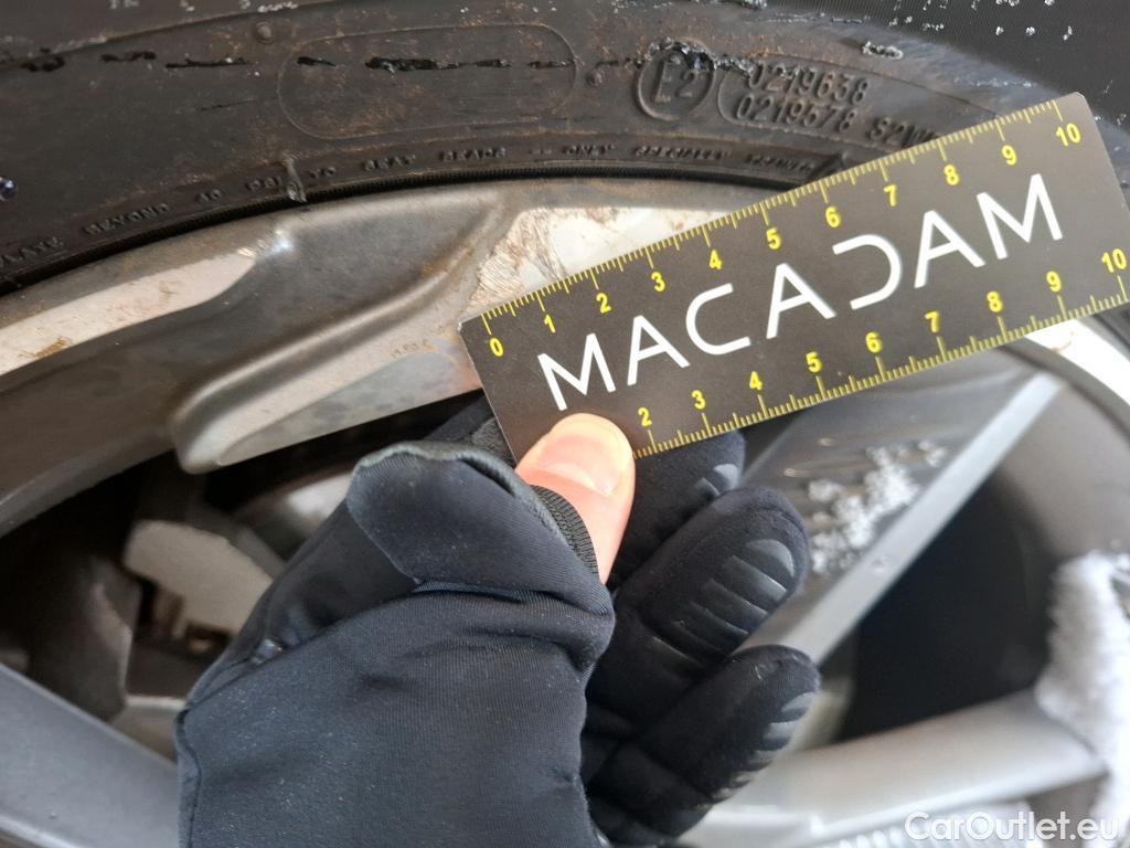  DS  DS7 DS DS 7 Crossback / 2017 / 5P / SUV E-TENSE 225 Business #19