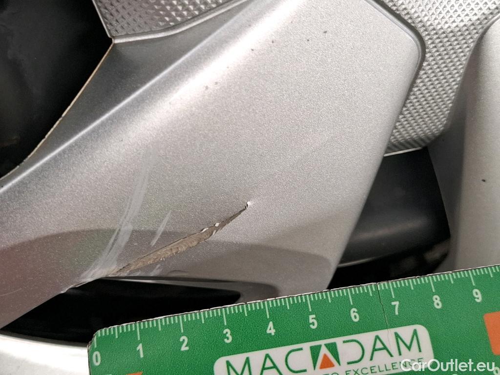  Citroen  C4 CITROEN  / 2020 / 5P / Berline PureTech 100 S&S BVM6 Live Pack Business #26