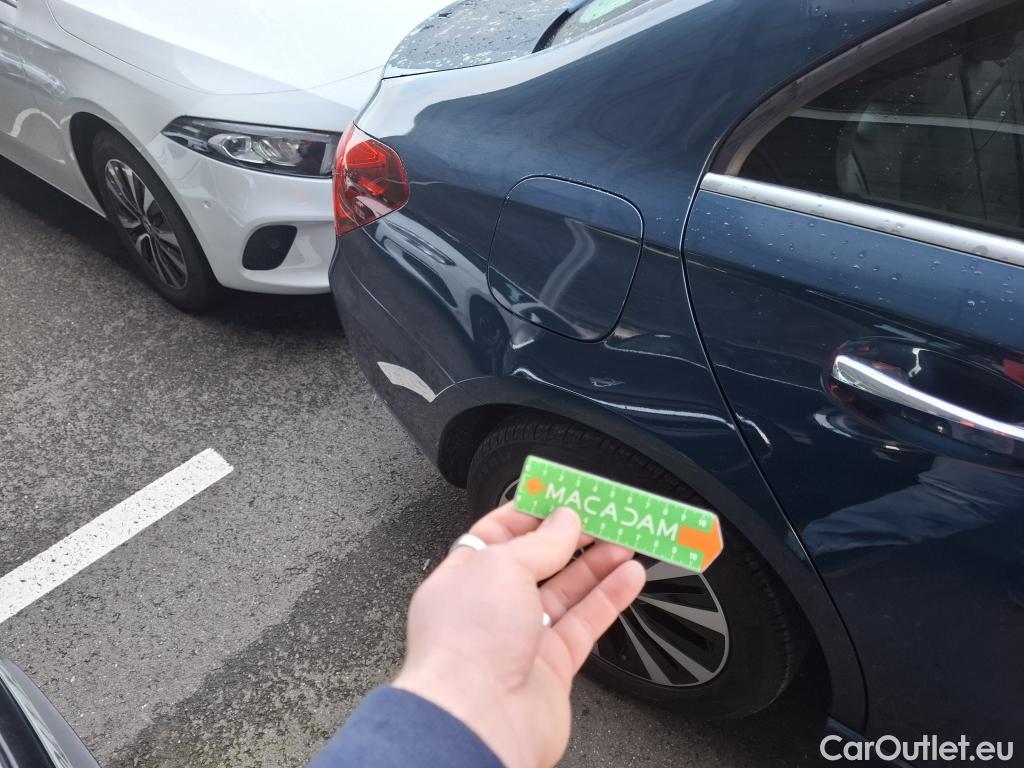  Mercedes  A-Klasse MERCEDES-BENZ Classe A Berline / 2018 / 4P / Berline A 250 e Business Line 8G-DCT #16