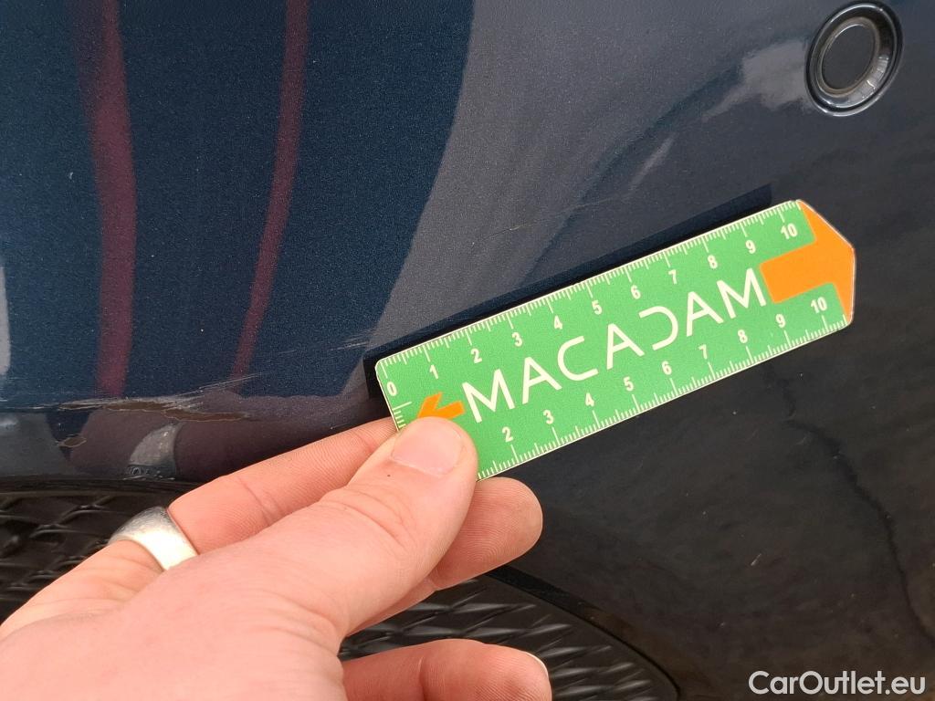  Mercedes  A-Klasse MERCEDES-BENZ Classe A Berline / 2018 / 4P / Berline A 250 e Business Line 8G-DCT #4