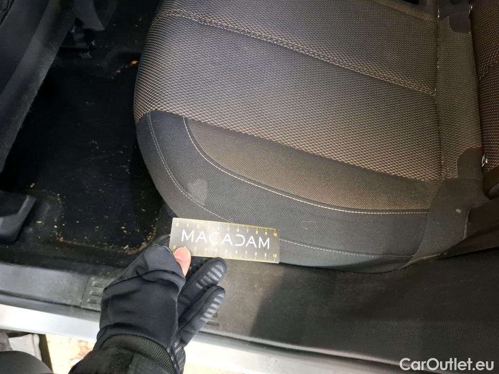  DS  DS7 DS DS 7 Crossback / 2017 / 5P / SUV E-TENSE 225 Business #15