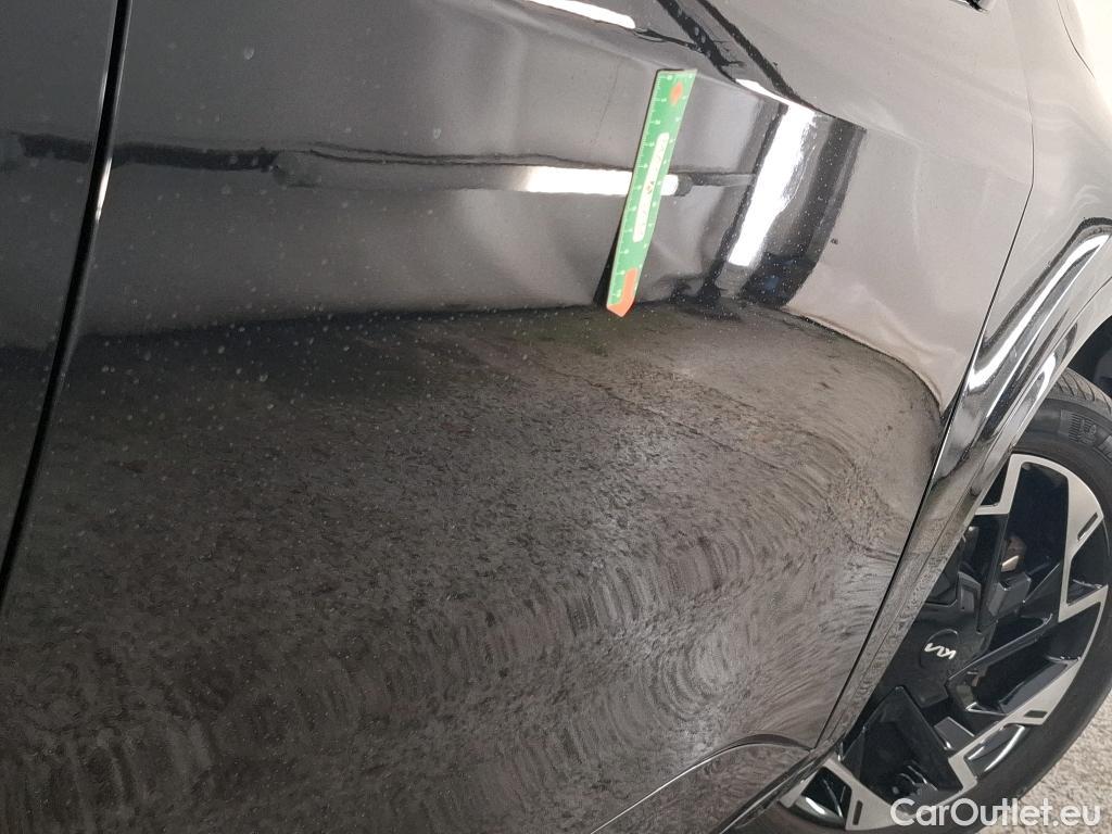  KIA  Sportage KIA  / 2021 / 5P / SUV 1.6 T-GDI 265 PHEV AUTO 4WD GT-LINE PREM #4