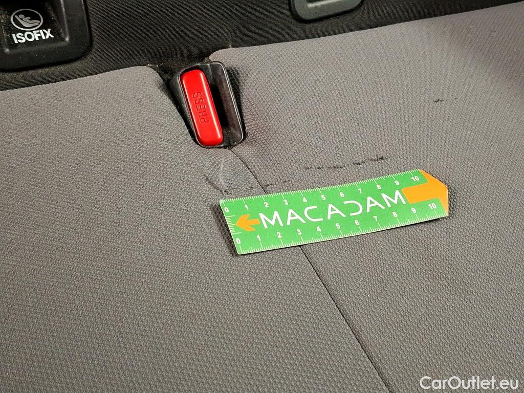  Citroen  Jumpy CITROEN  4p Combi Taille M BlueHDi 100 S&S BVM6 Confort #4